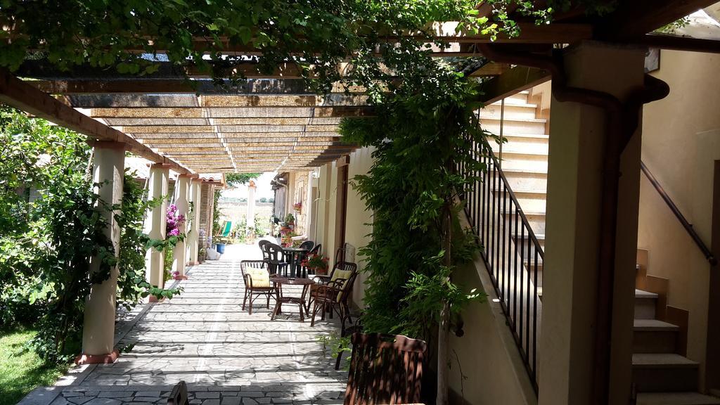 Apartamento Agriturismo Casal Taccone Tarquinia Exterior foto
